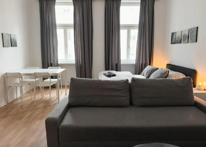 Stylish Flat Near Hauptbahnhof And Old Διαμέρισμα Βιέννη